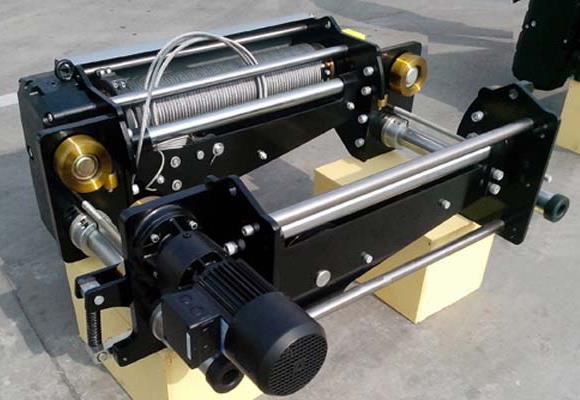 Máy nâng điện châu Âu