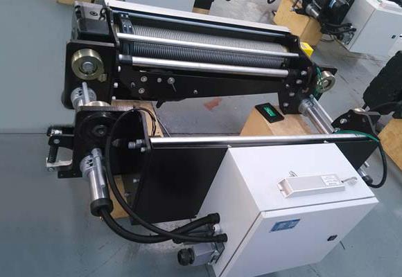 Máy nâng điện châu Âu