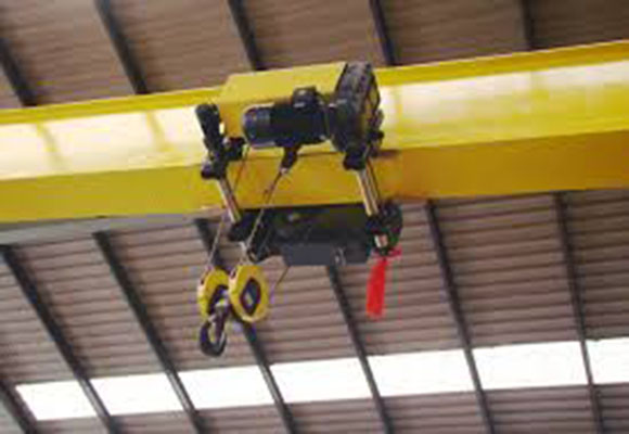 Cần cẩu cầu đơn kiểu châu Âu