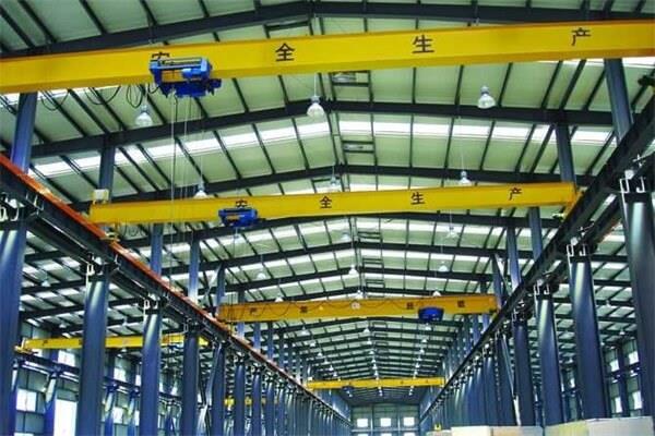 Cần cẩu cầu đơn dầm thấp
