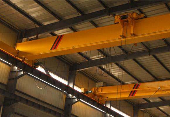 Trụ sở chính Low Crane