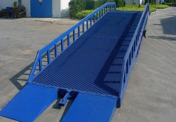 Cầu thủy lực di động