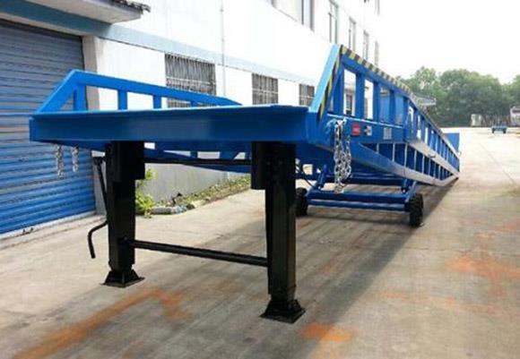 Cầu thủy lực di động