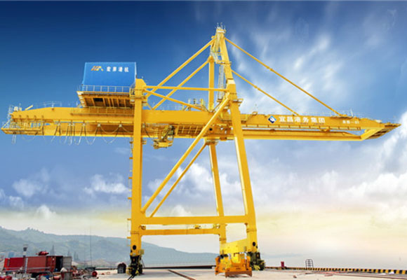 Vận chuyển đến bờ tàu container