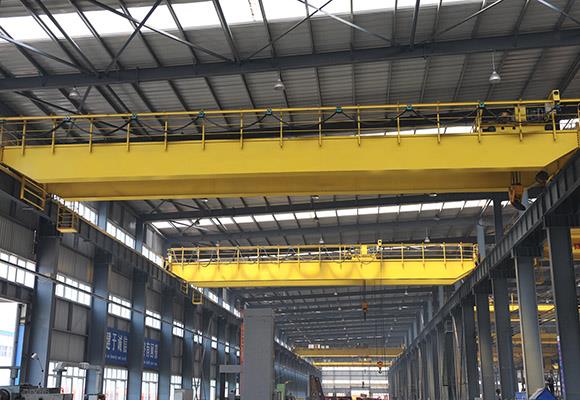 Cần cẩu đôi EOT