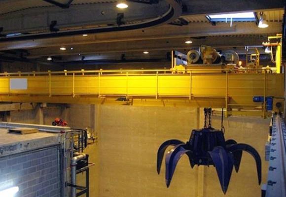 Cần cẩu đôi với Cẩu