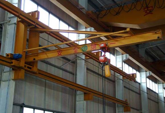 Tua du lịch Jib Crane